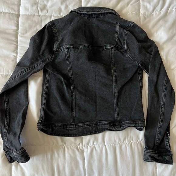 Hollister Women's Dark Gray Jean Jacket - Picture 4 of 4